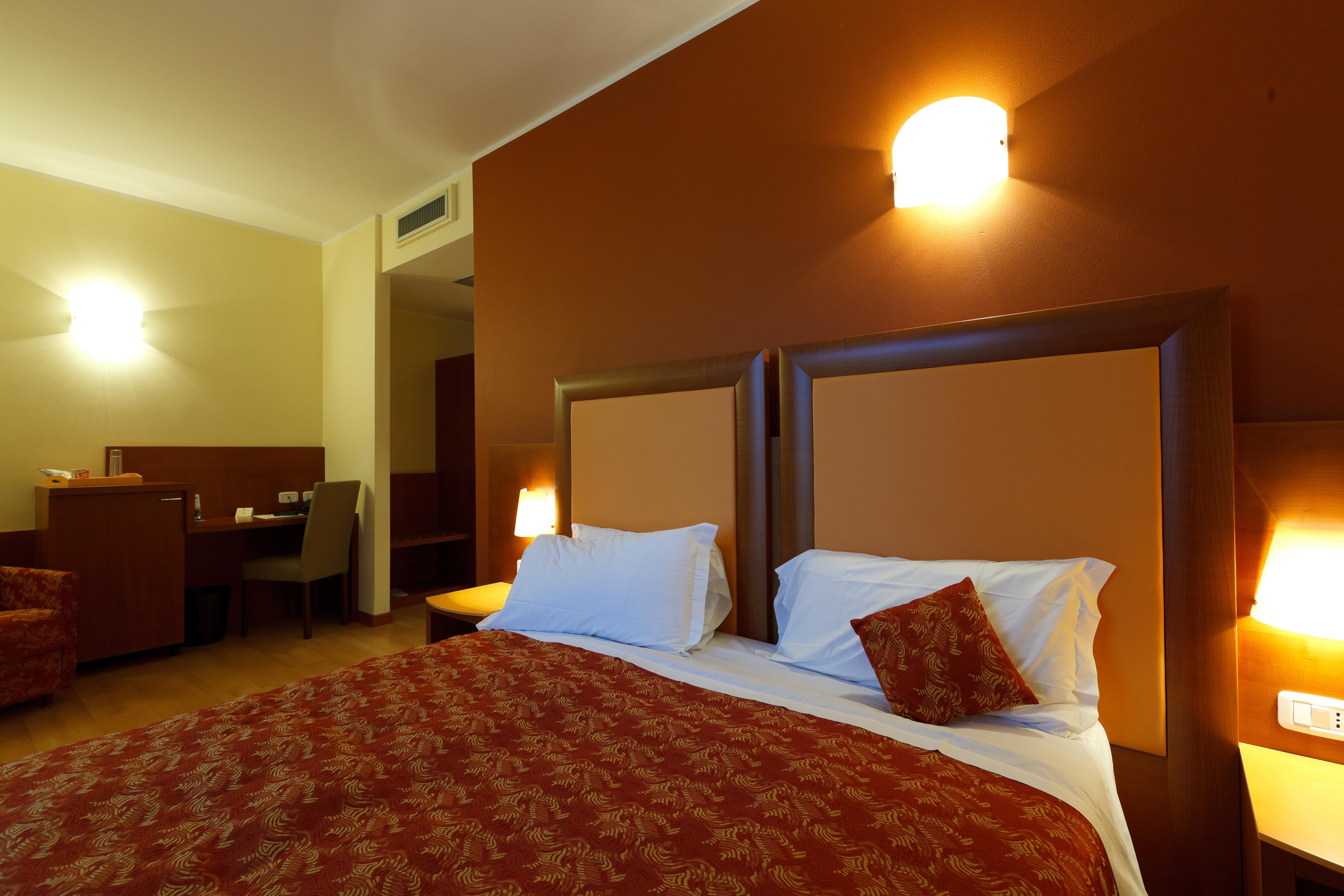 אולג'ו Hotel Villa Delle Rose - Malpensa מראה חיצוני תמונה