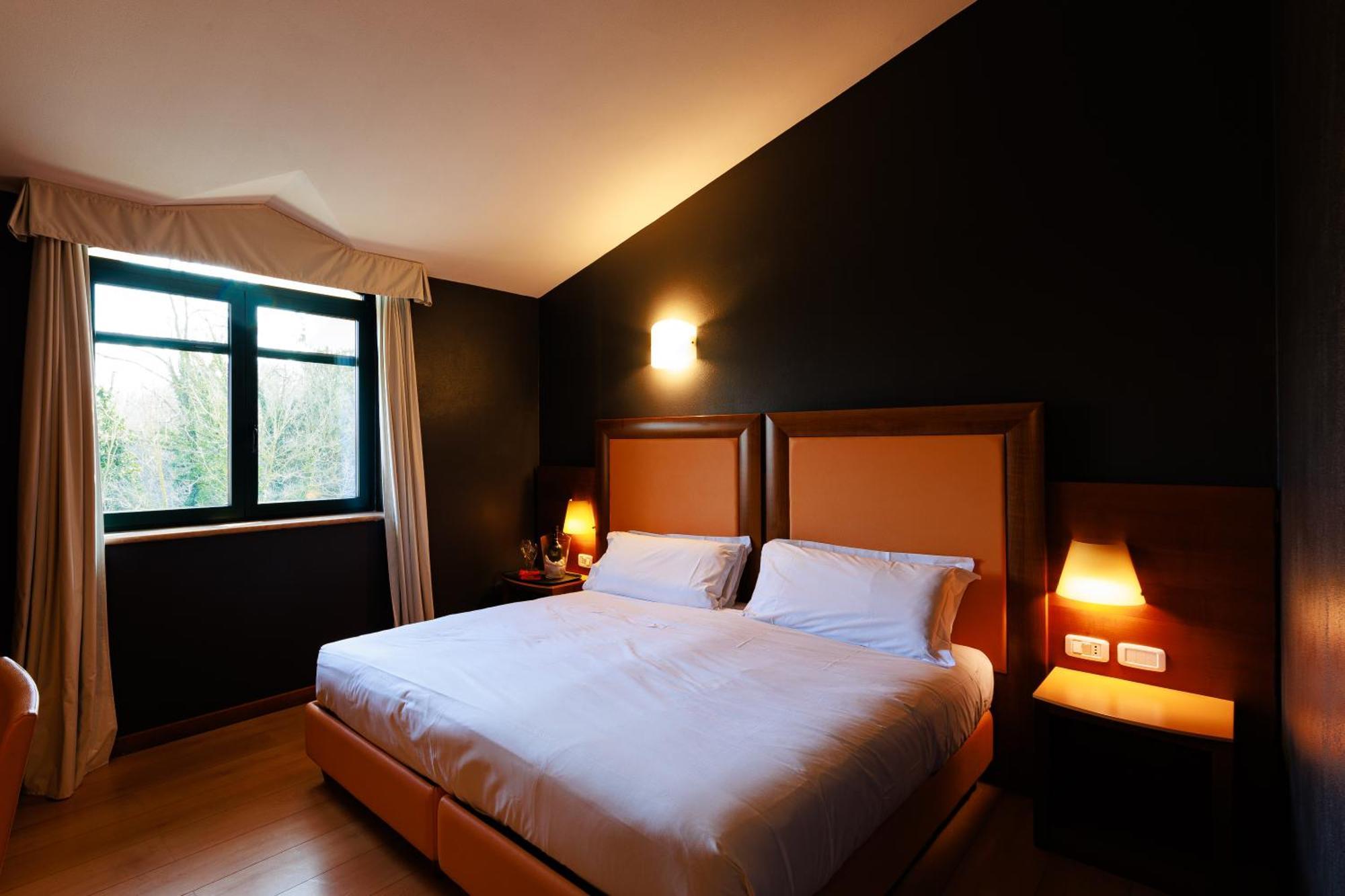 אולג'ו Hotel Villa Delle Rose - Malpensa מראה חיצוני תמונה