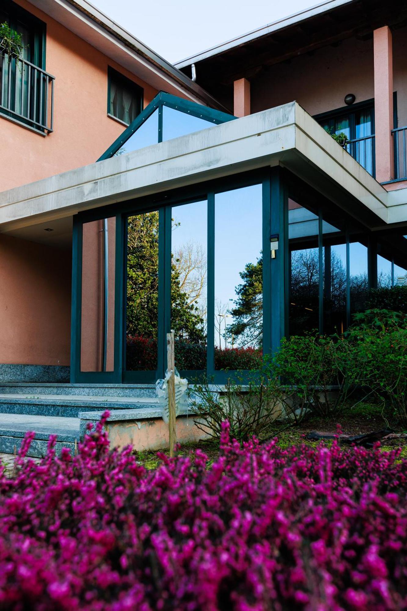 אולג'ו Hotel Villa Delle Rose - Malpensa מראה חיצוני תמונה